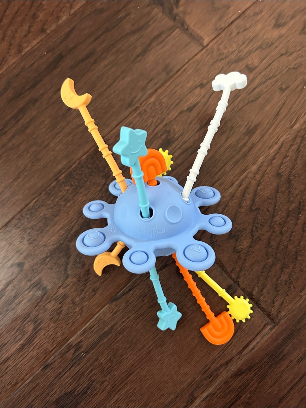 Intellikiddos Space Spinner Toy